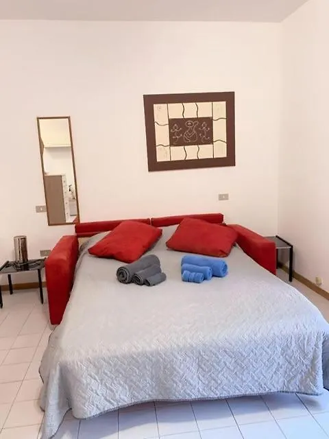 Zeus Apartment Cagliari 0*,